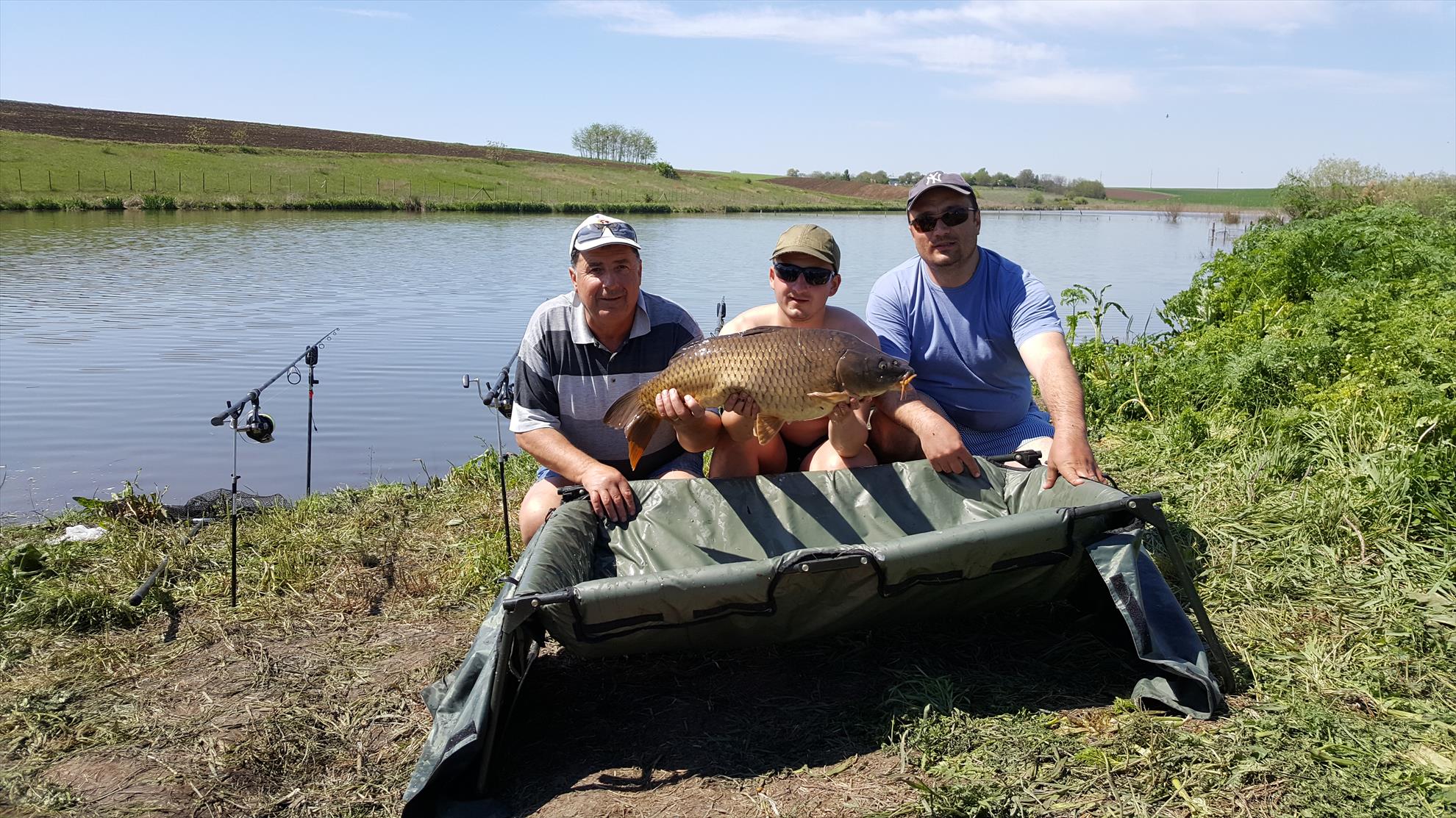 Cupa Floriilor Greaca-Cercani 15-17.04 - 20160416121942.jpg